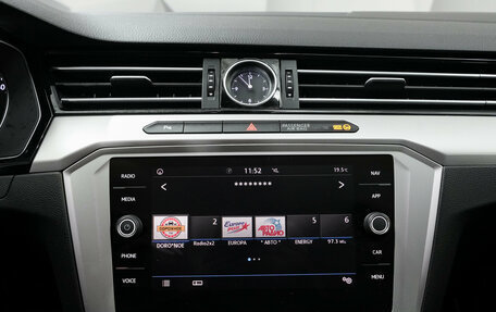 Volkswagen Passat B8 рестайлинг, 2019 год, 2 230 000 рублей, 20 фотография