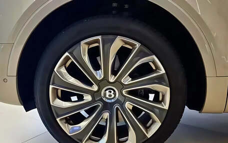 Bentley Bentayga I, 2025 год, 34 430 000 рублей, 9 фотография