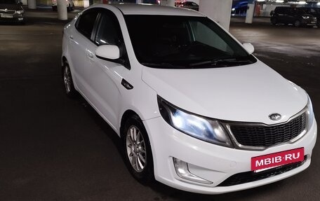 KIA Rio III рестайлинг, 2012 год, 610 000 рублей, 2 фотография