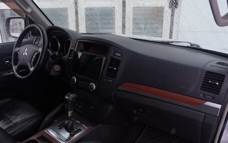 Mitsubishi Pajero IV, 2007 год, 1 290 000 рублей, 8 фотография