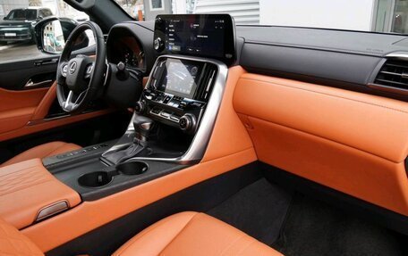 Lexus LX, 2024 год, 17 650 000 рублей, 20 фотография