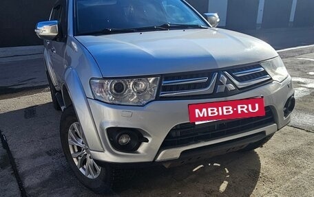 Mitsubishi Pajero Sport II рестайлинг, 2014 год, 1 590 000 рублей, 4 фотография