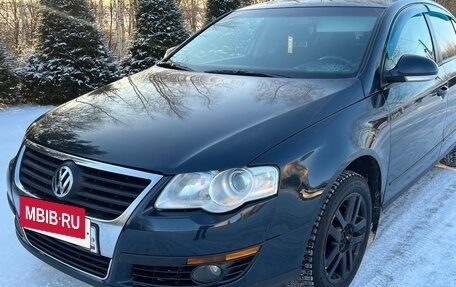 Volkswagen Passat B6, 2007 год, 565 000 рублей, 2 фотография