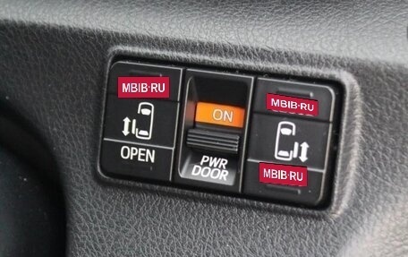 Toyota Sienta II, 2021 год, 1 540 000 рублей, 15 фотография