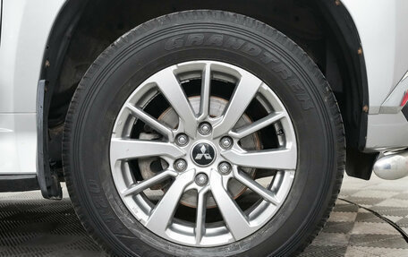 Mitsubishi Pajero Sport III рестайлинг, 2018 год, 2 882 000 рублей, 9 фотография