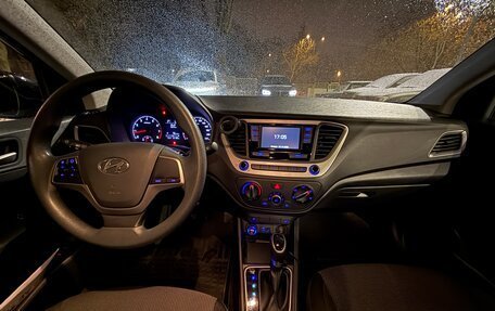 Hyundai Solaris II рестайлинг, 2017 год, 1 250 000 рублей, 9 фотография
