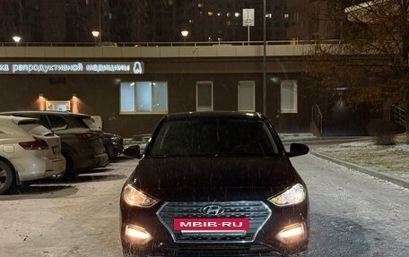 Hyundai Solaris II рестайлинг, 2017 год, 1 250 000 рублей, 14 фотография