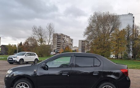 Renault Logan II, 2017 год, 515 000 рублей, 4 фотография