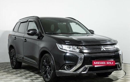 Mitsubishi Outlander III рестайлинг 3, 2020 год, 1 899 777 рублей, 3 фотография