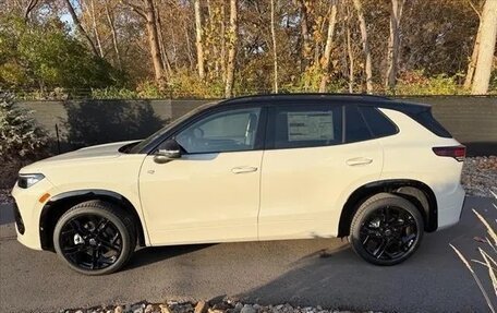 Volkswagen Tiguan, 2025 год, 4 845 000 рублей, 2 фотография