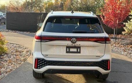 Volkswagen Tiguan, 2025 год, 4 845 000 рублей, 4 фотография