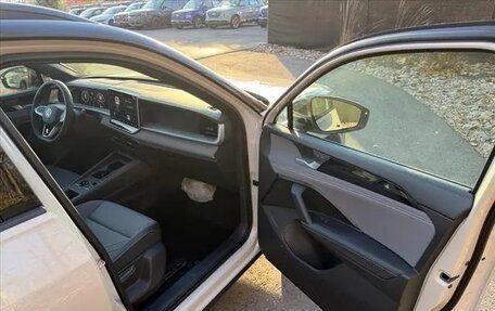 Volkswagen Tiguan, 2025 год, 4 845 000 рублей, 11 фотография