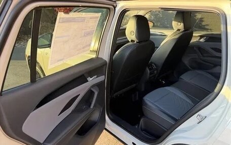 Volkswagen Tiguan, 2025 год, 4 845 000 рублей, 18 фотография