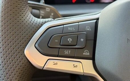 Volkswagen Tiguan, 2025 год, 4 845 000 рублей, 26 фотография