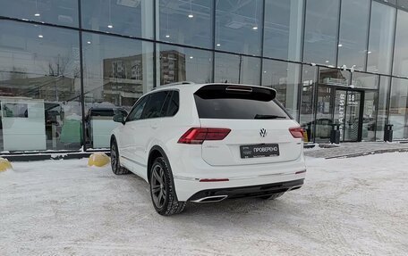 Volkswagen Tiguan II, 2018 год, 2 299 000 рублей, 8 фотография