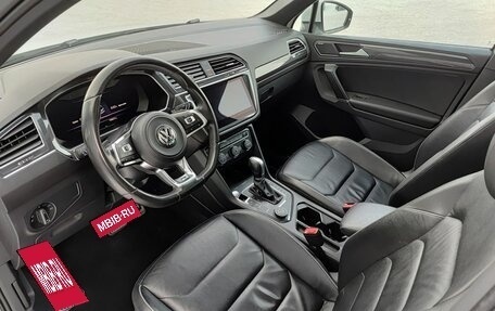 Volkswagen Tiguan II, 2018 год, 2 299 000 рублей, 20 фотография
