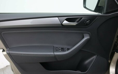 Volkswagen Polo VI (EU Market), 2022 год, 1 780 000 рублей, 7 фотография