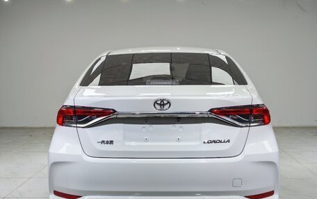 Toyota Corolla, 2022 год, 1 680 000 рублей, 5 фотография
