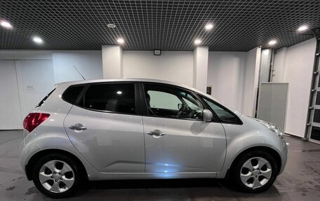 KIA Venga I, 2011 год, 689 000 рублей, 2 фотография