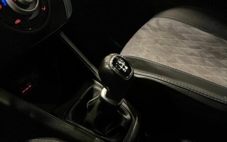 KIA Venga I, 2011 год, 689 000 рублей, 31 фотография