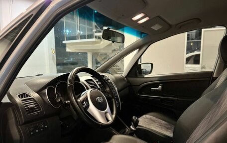 KIA Venga I, 2011 год, 689 000 рублей, 23 фотография