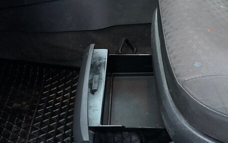 Volkswagen Polo IV рестайлинг, 2004 год, 395 000 рублей, 16 фотография