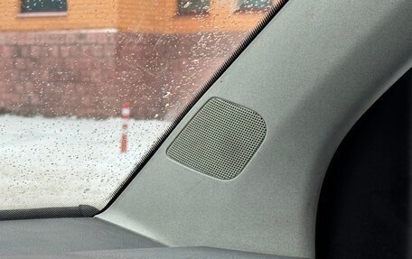 Volkswagen Polo IV рестайлинг, 2004 год, 395 000 рублей, 30 фотография