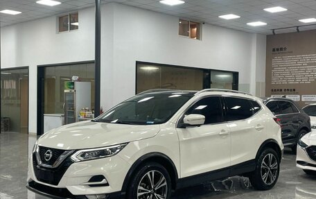 Nissan Qashqai, 2021 год, 1 950 000 рублей, 2 фотография