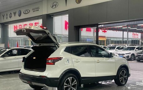 Nissan Qashqai, 2021 год, 1 950 000 рублей, 4 фотография