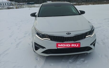 KIA Optima IV, 2018 год, 1 960 000 рублей, 3 фотография