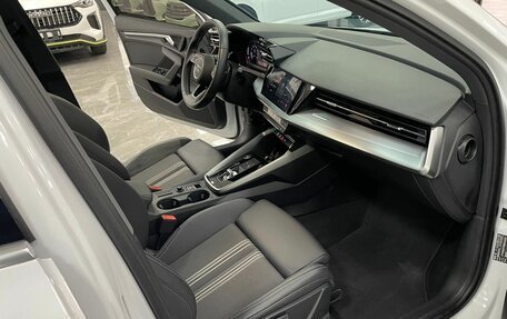 Audi A3, 2022 год, 2 320 000 рублей, 6 фотография