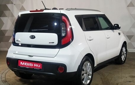 KIA Soul II рестайлинг, 2017 год, 1 320 000 рублей, 3 фотография