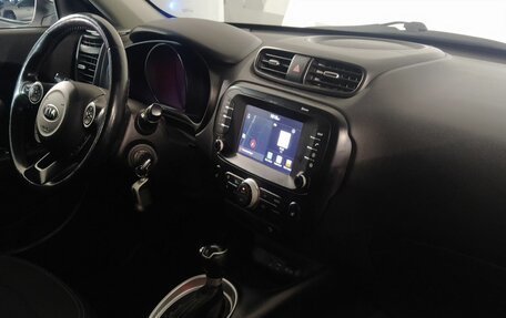 KIA Soul II рестайлинг, 2017 год, 1 320 000 рублей, 25 фотография