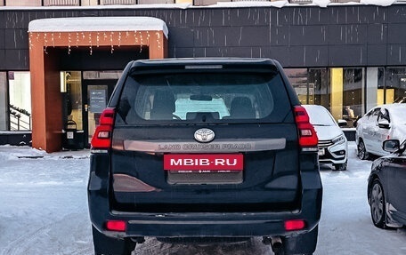 Toyota Land Cruiser Prado 150 рестайлинг 2, 2016 год, 2 980 200 рублей, 8 фотография