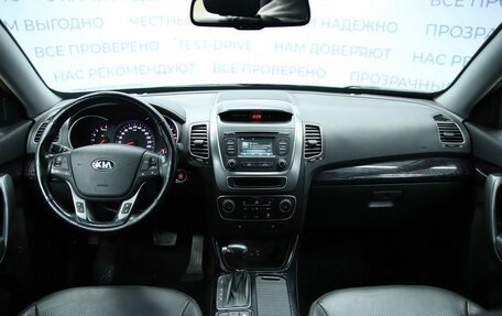 KIA Sorento II рестайлинг, 2018 год, 1 990 000 рублей, 12 фотография