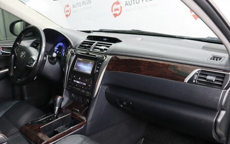 Toyota Camry, 2015 год, 1 749 000 рублей, 9 фотография