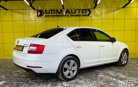 Skoda Octavia, 2018 год, 1 799 000 рублей, 5 фотография