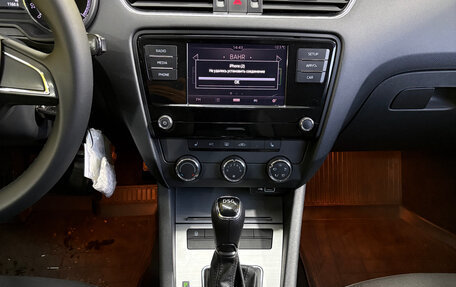 Skoda Octavia, 2018 год, 1 799 000 рублей, 12 фотография