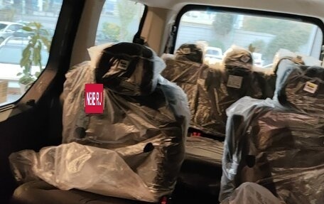 Hyundai Staria, 2024 год, 8 990 000 рублей, 6 фотография