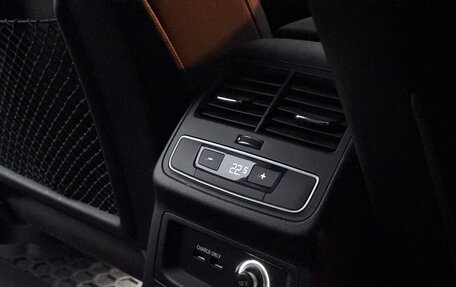 Audi A4, 2020 год, 2 900 000 рублей, 15 фотография