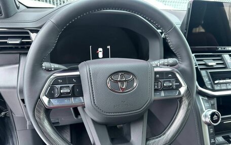 Toyota Land Cruiser, 2025 год, 17 900 000 рублей, 16 фотография