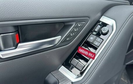 Toyota Land Cruiser, 2025 год, 17 900 000 рублей, 13 фотография