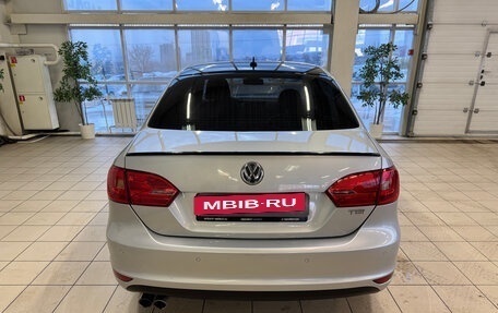 Volkswagen Jetta VI, 2013 год, 1 250 000 рублей, 4 фотография