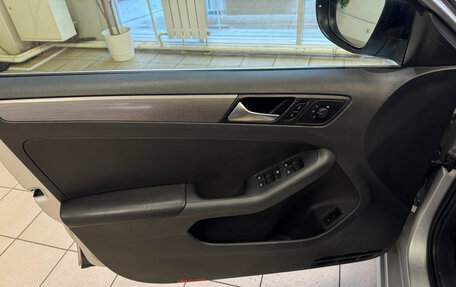 Volkswagen Jetta VI, 2013 год, 1 250 000 рублей, 14 фотография