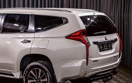 Mitsubishi Pajero Sport III рестайлинг, 2018 год, 2 595 000 рублей, 10 фотография