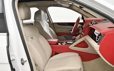 Bentley Bentayga I, 2022 год, 20 650 000 рублей, 12 фотография