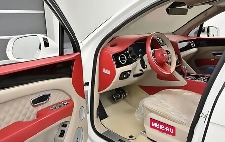 Bentley Bentayga I, 2022 год, 20 650 000 рублей, 3 фотография