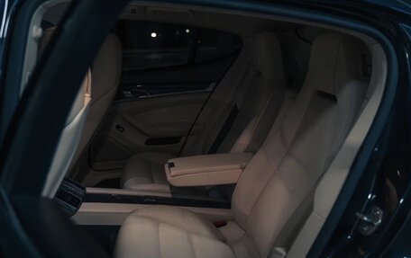 Porsche Panamera II рестайлинг, 2015 год, 3 000 000 рублей, 3 фотография