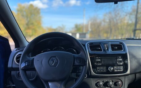 Renault Logan II, 2016 год, 1 000 000 рублей, 12 фотография