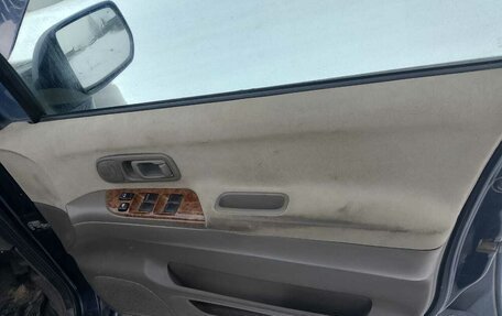 Nissan Rnessa, 2000 год, 200 000 рублей, 4 фотография